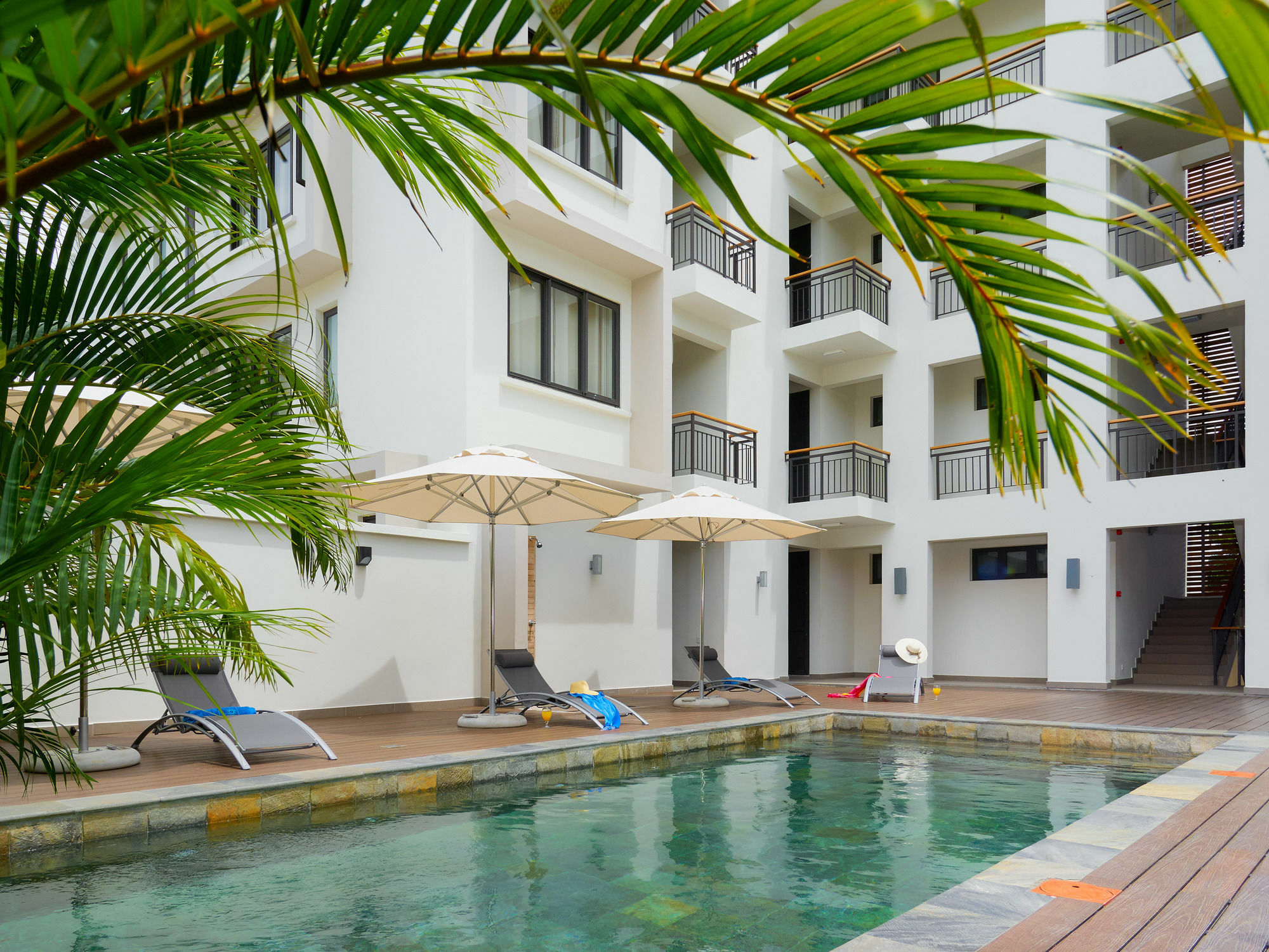 Liberty Drive Apartments & Penthouses By Lov Trou aux Biches Exterior photo